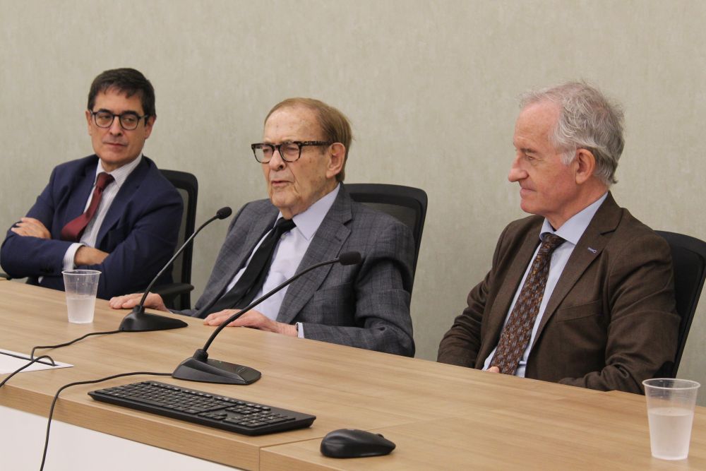 Ramón Tamames analitza el rol d'Espanya i Europa en el segle XXI